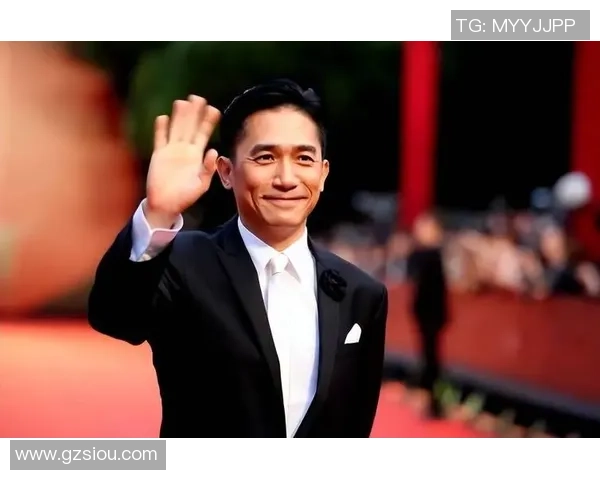 刘嘉玲王菲组团滑雪！李嫣靠妈妈膀子爱情好，刘青云、梁朝伟都在